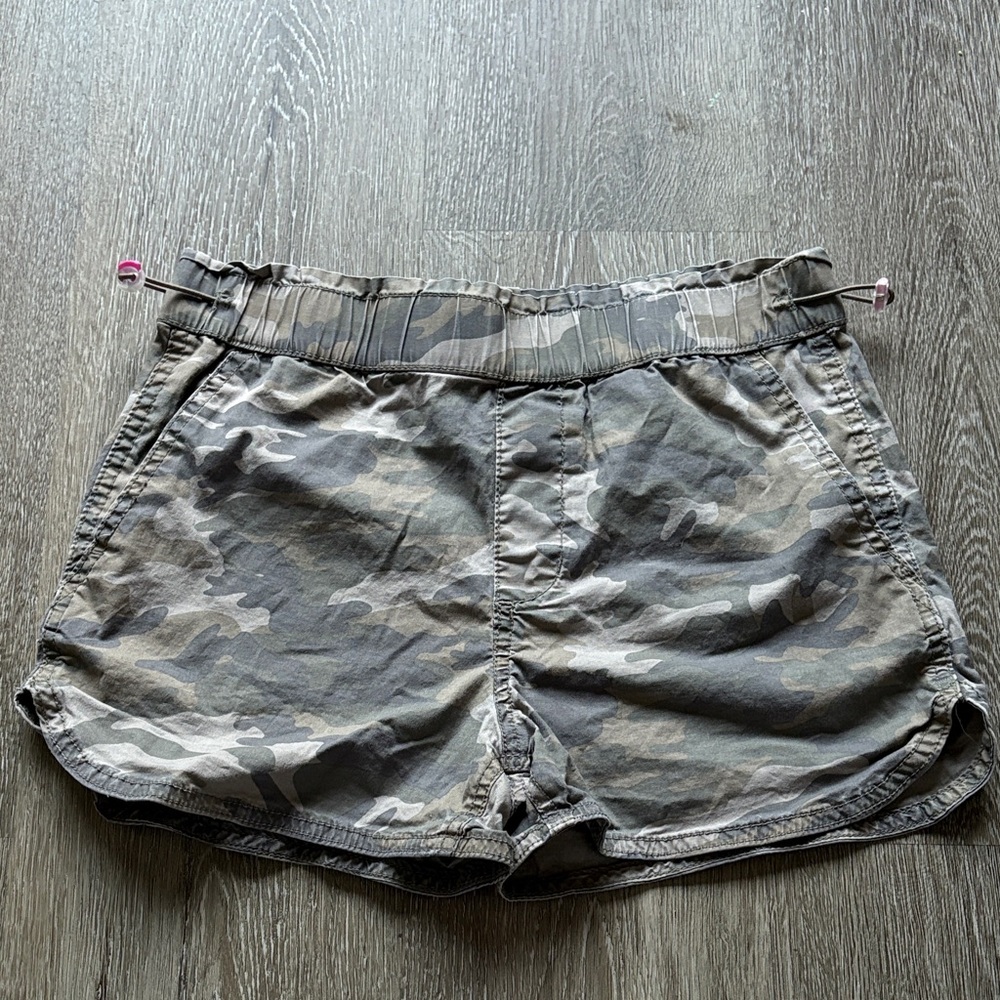 Imperial Star Gray-Green Camo Girls Cargo Shorts